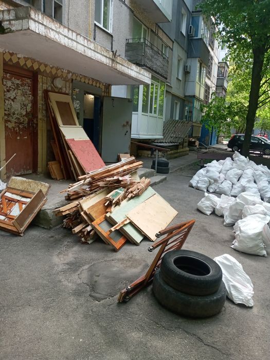 Вивіз сміття,знесення з поверхів,завантажування.