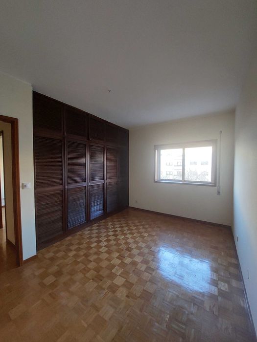 Arrendo Apartamento T2 (Gaia)