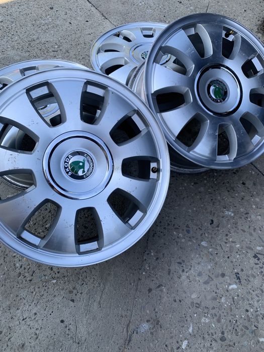 Продам диски литі 5/100/16 оригінал шкода