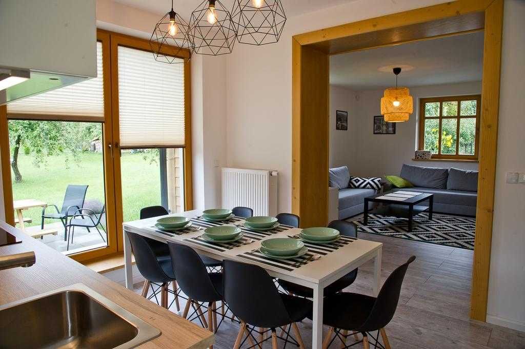 Noclegi w górach Szczyrk. Dom 16-18 os (wyłączność), Apartamenty 8-os.