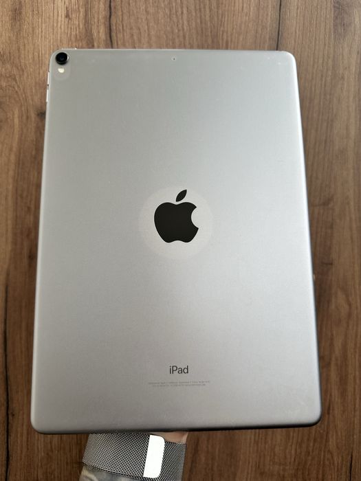 Apple iPad Pro 10.5 64gb 120 герц