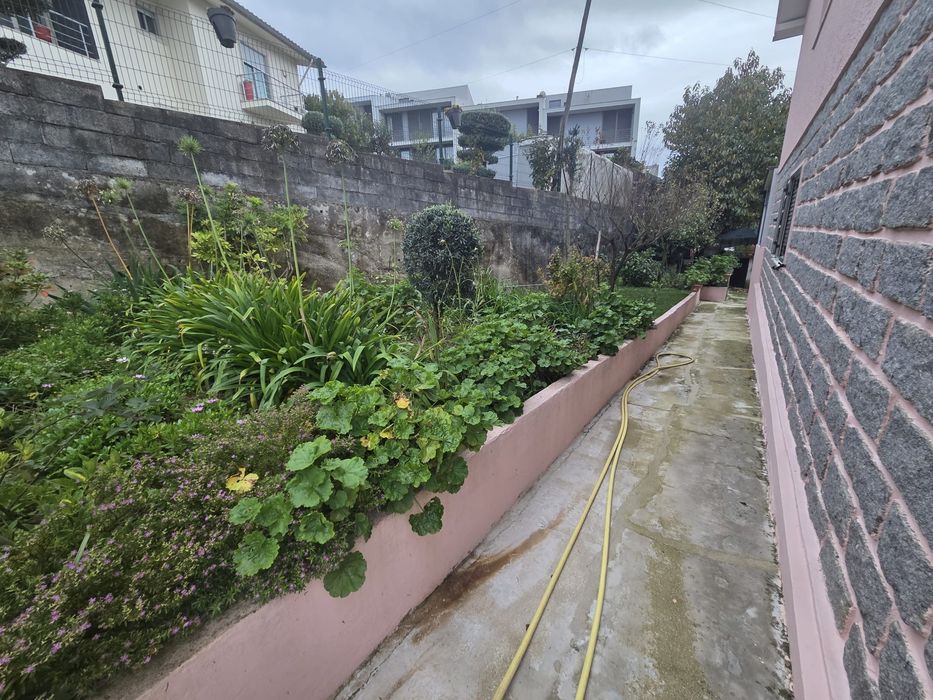 Arrenda se T2 andar moradia