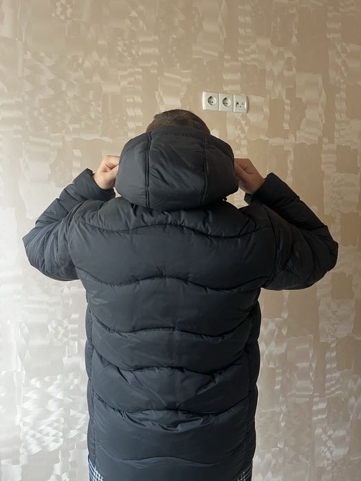 Чоловіча зимова куртка з термо підкладкою