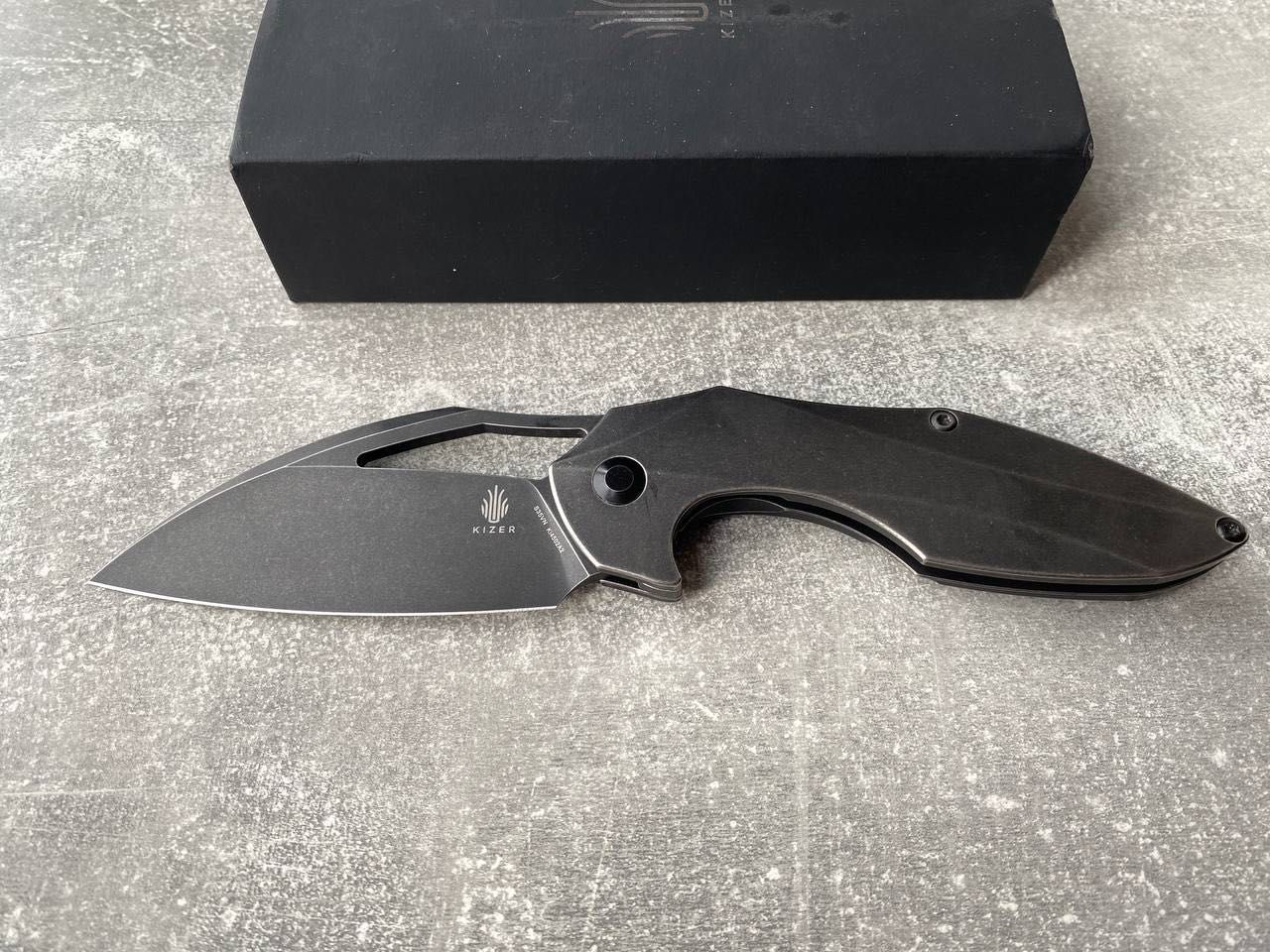 Kizer Isham Megatherium Titanium Ki4502A2