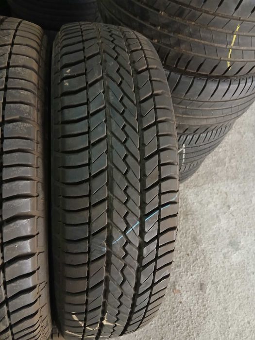 4 Pneus 175/80R14 seminovos