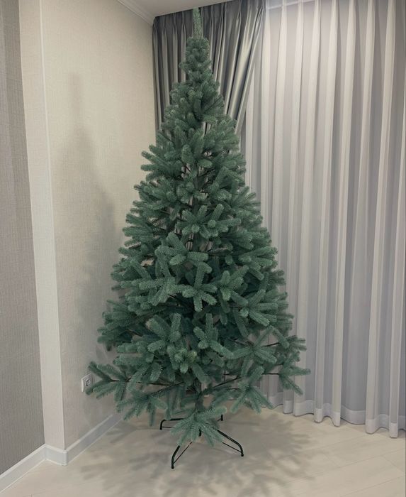 Продам Елку 2,8 см