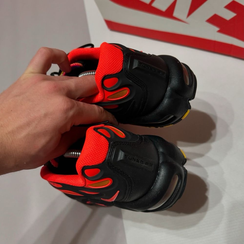 Нові кросівки Nike Air Max Tn Plus Drift червоні Vapor в розмірах