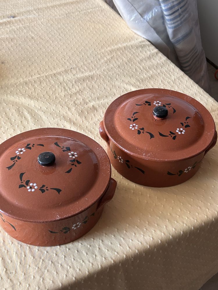 4 panelas de barro