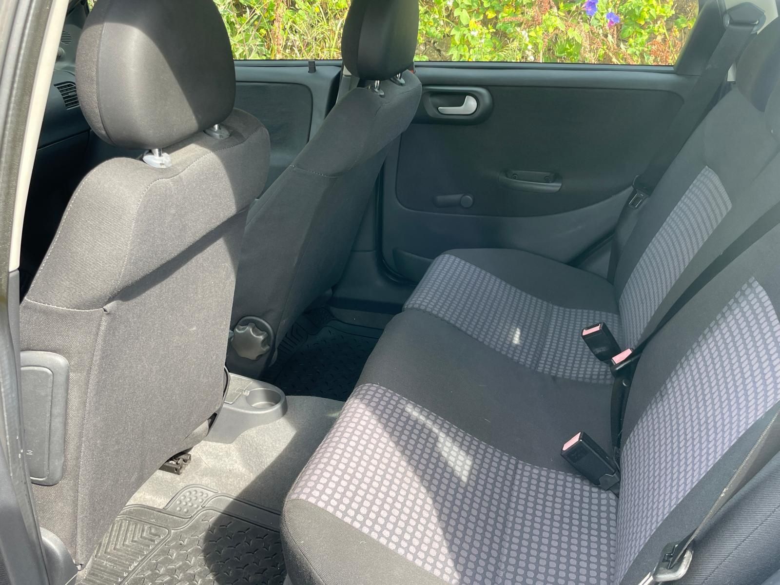 Opel corsa CDTI ano 2005 87.000km