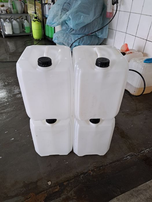 Kanister 20l nowe po płynie do prania