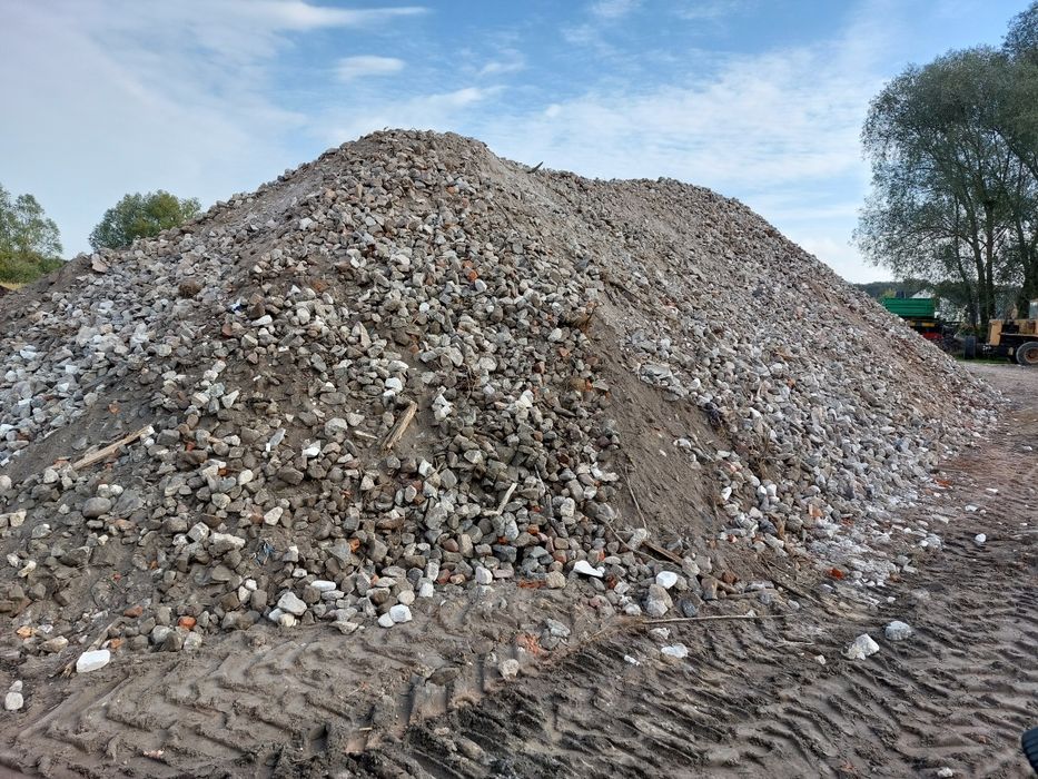 Kruszywo gruz na drogę utwardzenie