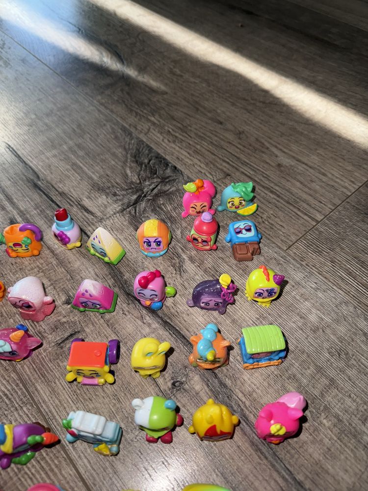 Giga kolekcja MojiPops, 102 figurki 24 domki kolekcjonerskie unikaty