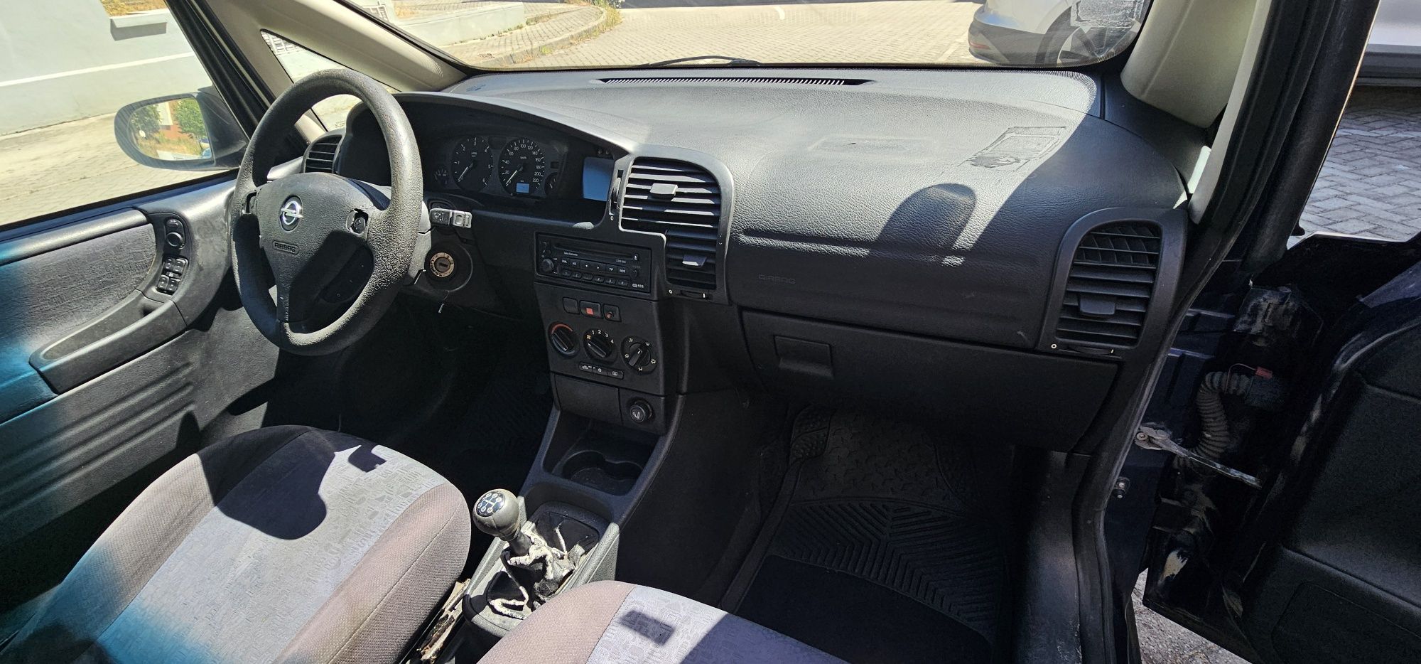 Opel Zafira 2.0 cdti 01 impecável 7lugares