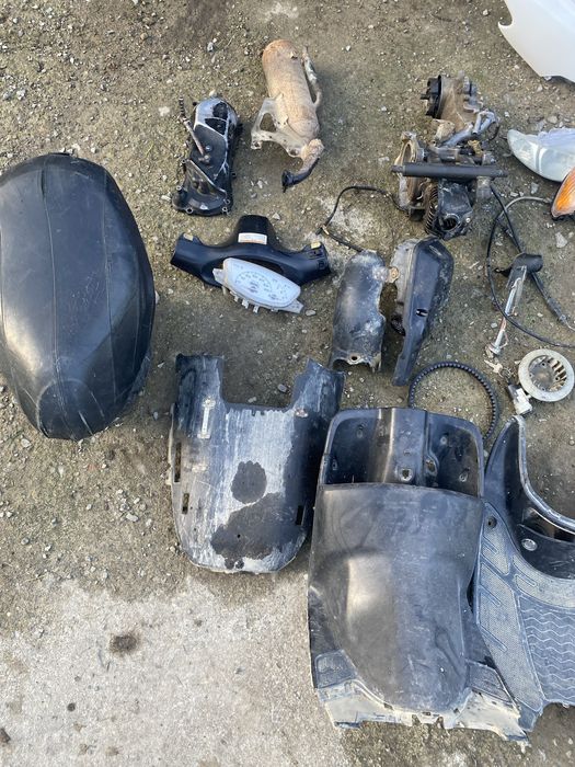 Продам багато запчастин до скутер хонда діо 34-35 zx