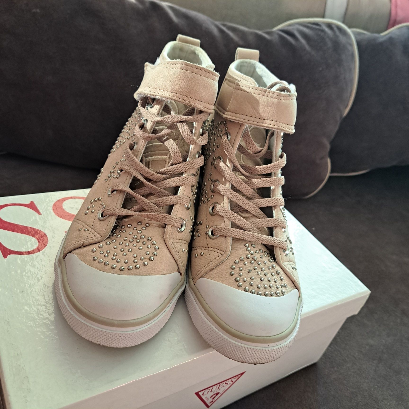 Trampki sneakersy wysokie Guess rozm. 38