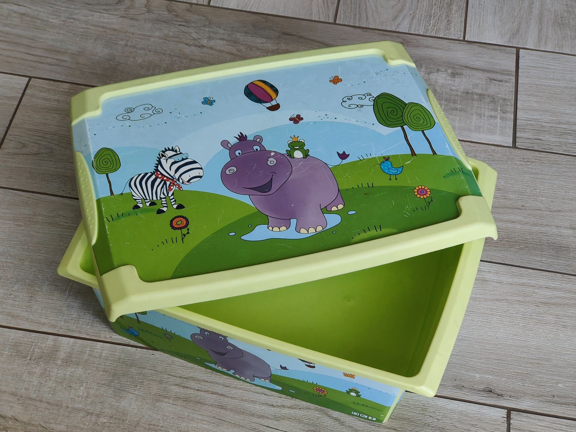 Skrzynka/pojemnik z pokrywą z motywem safari Hipopotam i Zebra