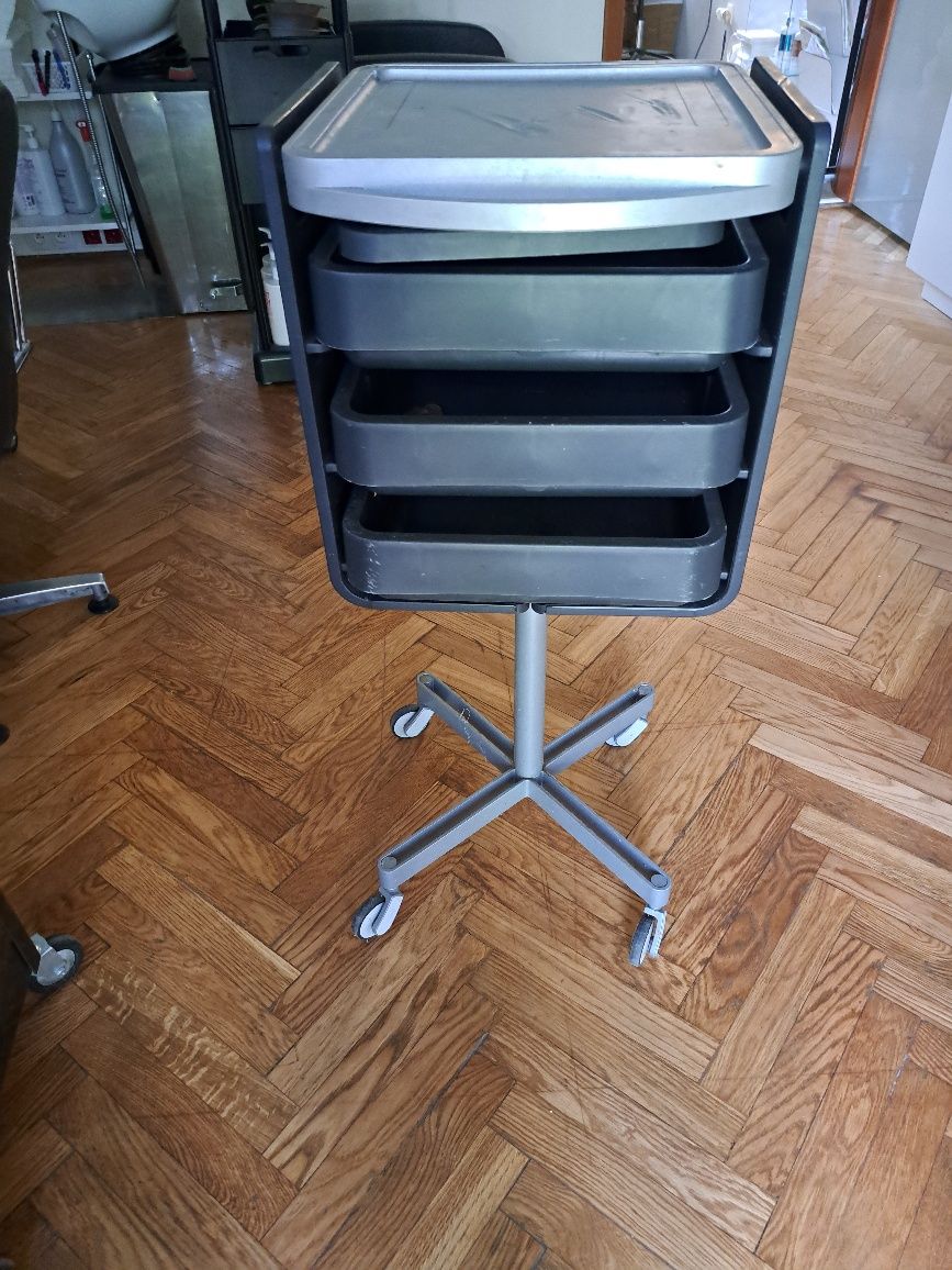 Wella wózek pomocnik fryzjerski wellaboy