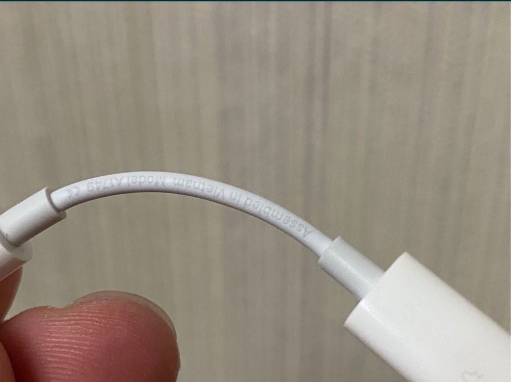 Adapter apple do iPhone do słuchawek lub samochodu Aux