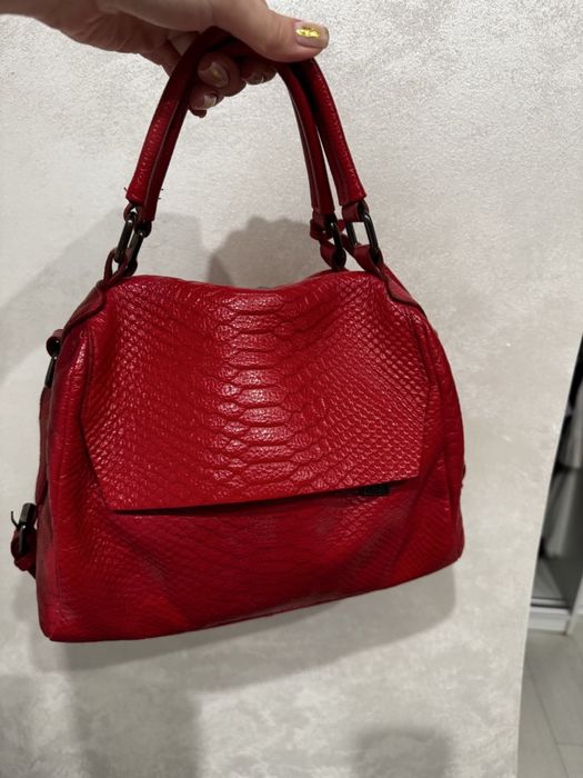Сумка шкіряна жіноча червона