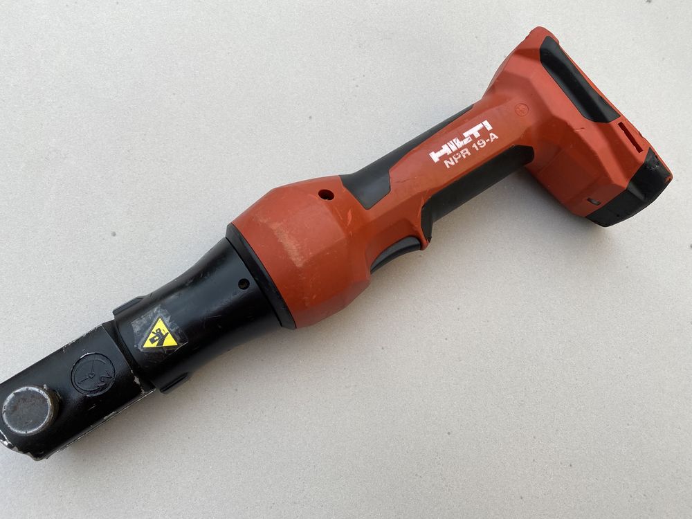 Zaciskarka do rur   HILTI NPR 19-A