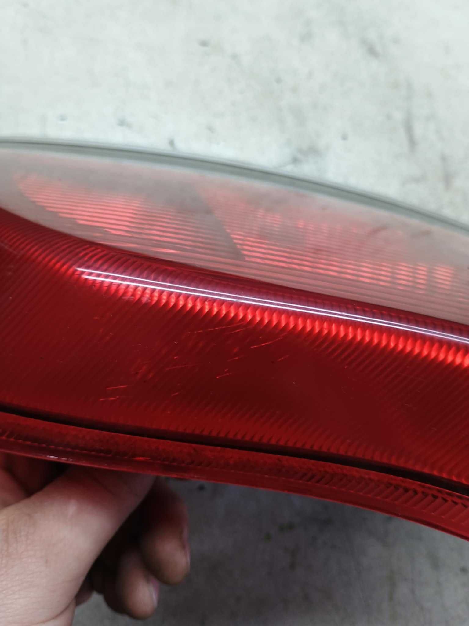 Lampa Prawy Tył Prawa Tylna Volvo S60 I