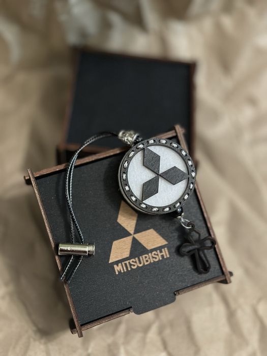 Пахучка в авто! Ароматизатор дерев‘яний в авто!  Пахнючка в авто!