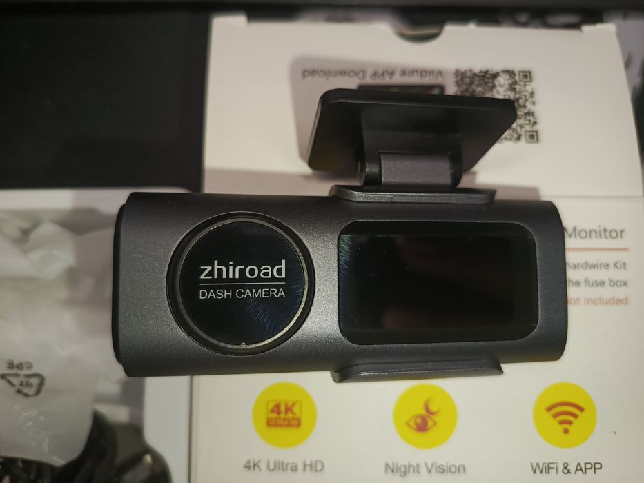 Відеореєстратор Zhiroad Q20S - 4K WiFi