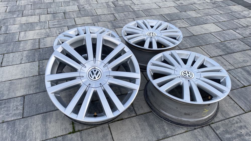 Felgi aluminiowe VW Touran 5x112 17 cali Passat