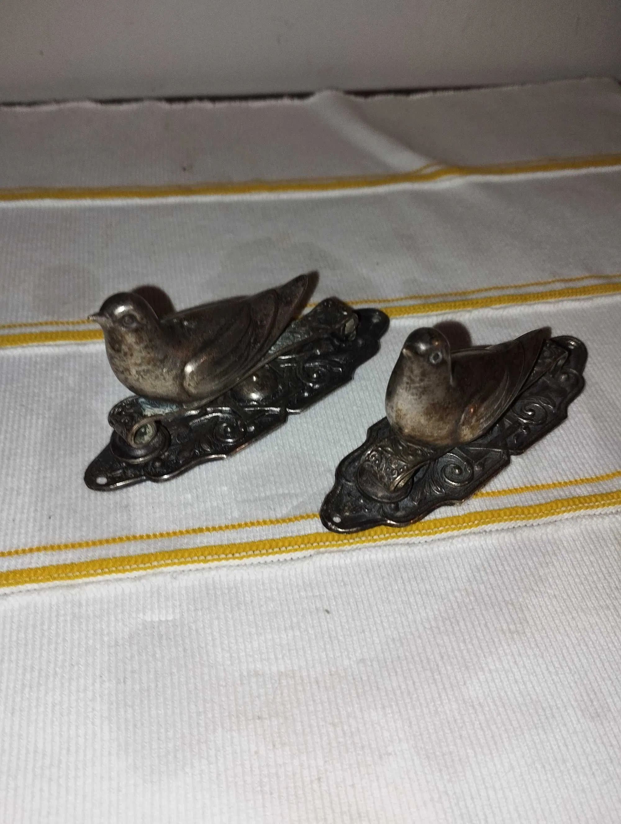 Dois lindos batentes de porta ( Passarinhos )