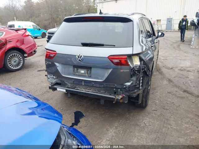 Volkswagen Tiguan 2.0T SE 2020 *