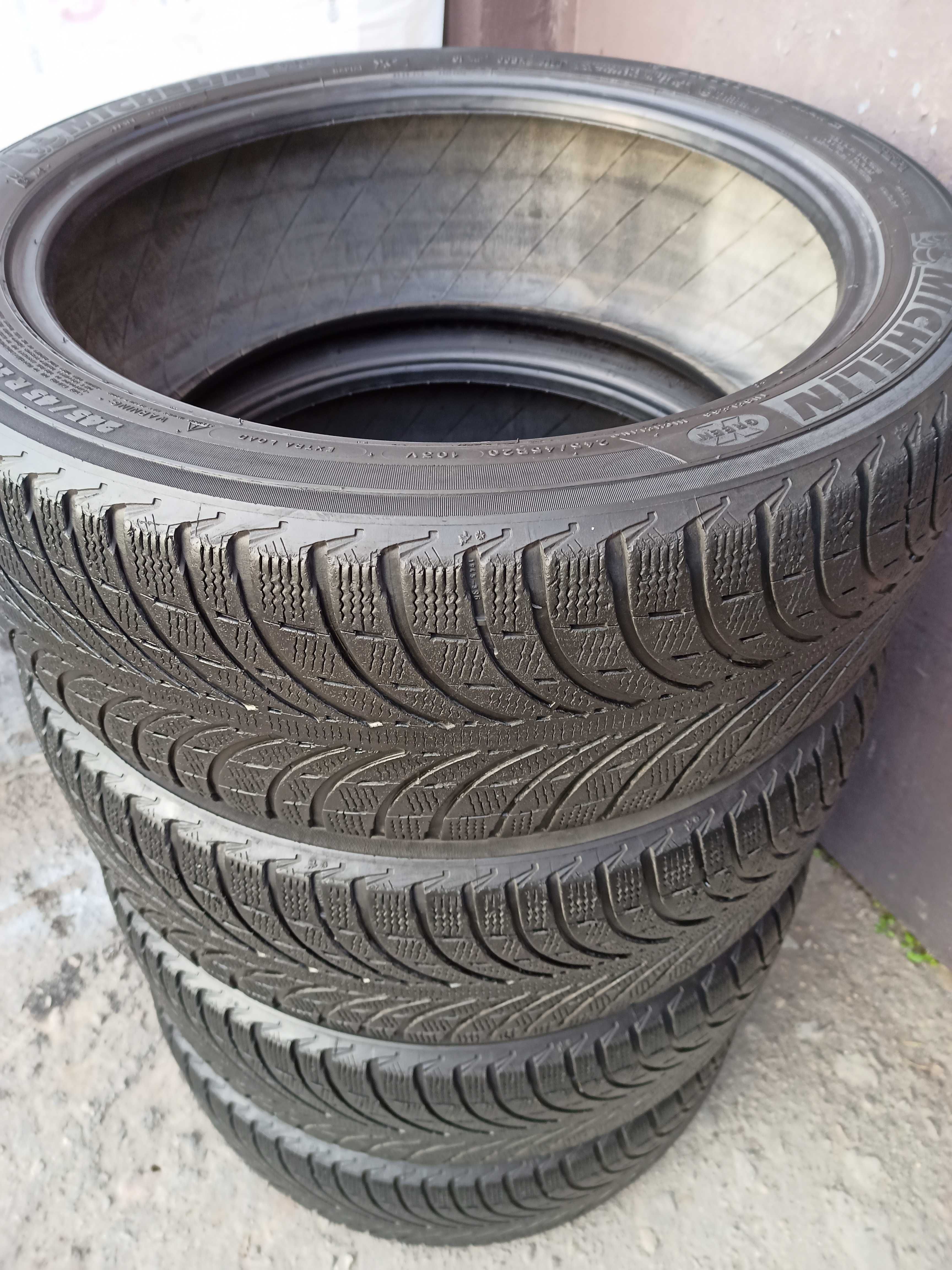 Шины 245/45R20 MICHELIN LATITUD, 4 штуки.