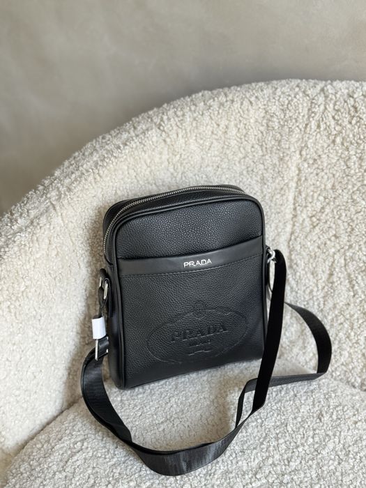 Чоловіча сумка кросбоді