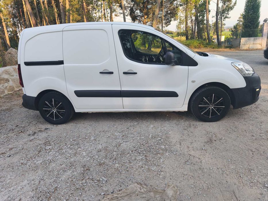 Citroen berlingo poucos kms