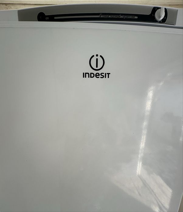 Продам двокамерний холодильник