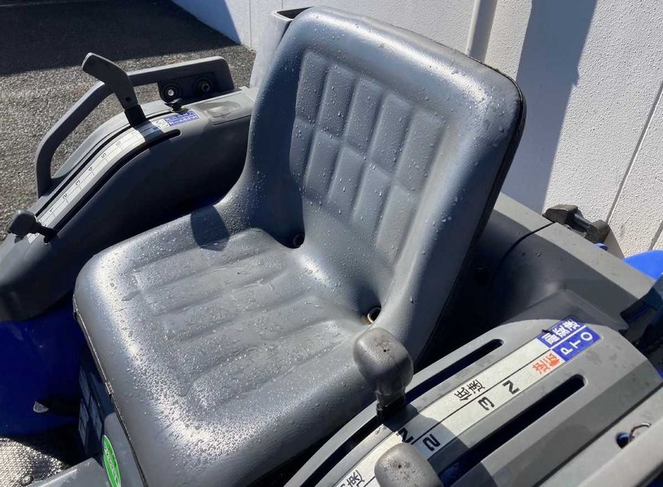 Traktor Iseki TM150