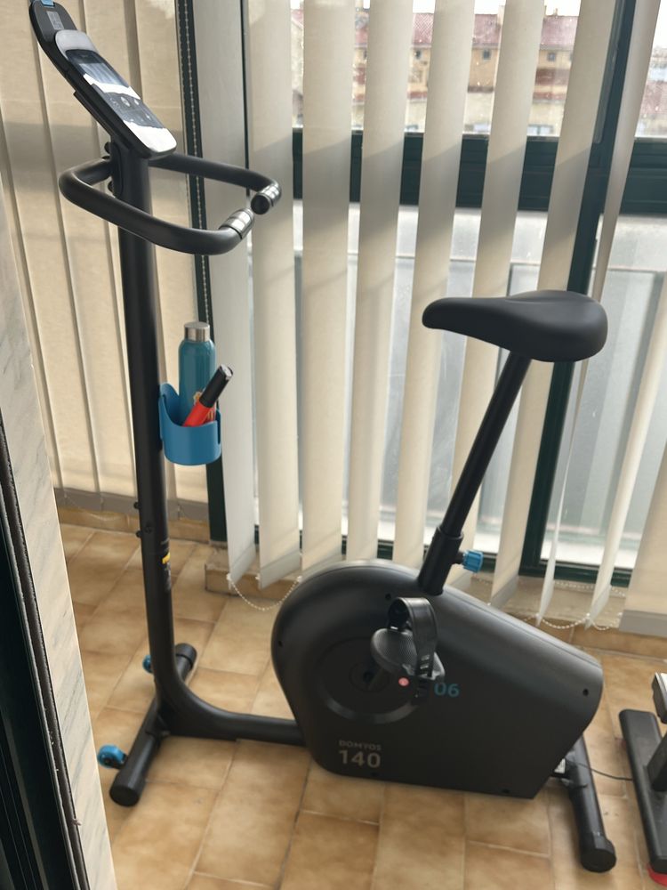 Bicicleta estatica nova