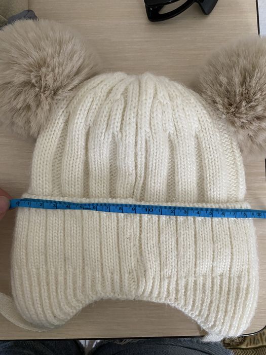 Шапка зимова на дівчинку