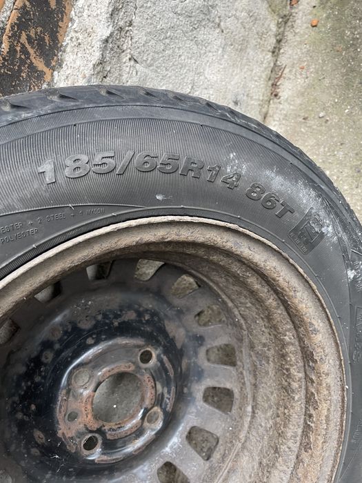 Ризина з дисками 185/65р14 диски 4*100