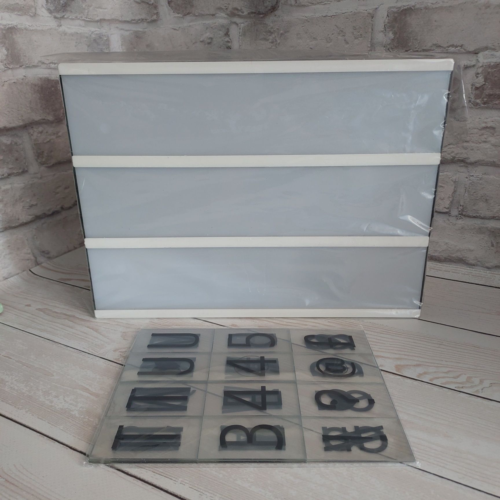 Нічник-лайтбокс Light Box із літерами А4 (90 символів)