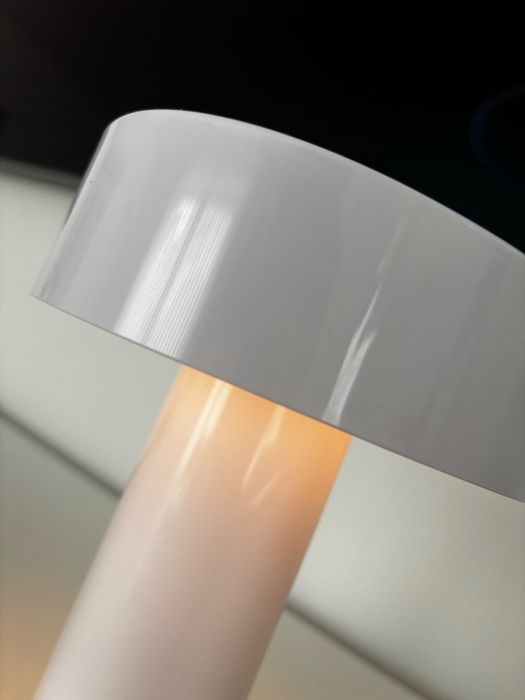 Sprzedam nową lampkę na baterie Ikea