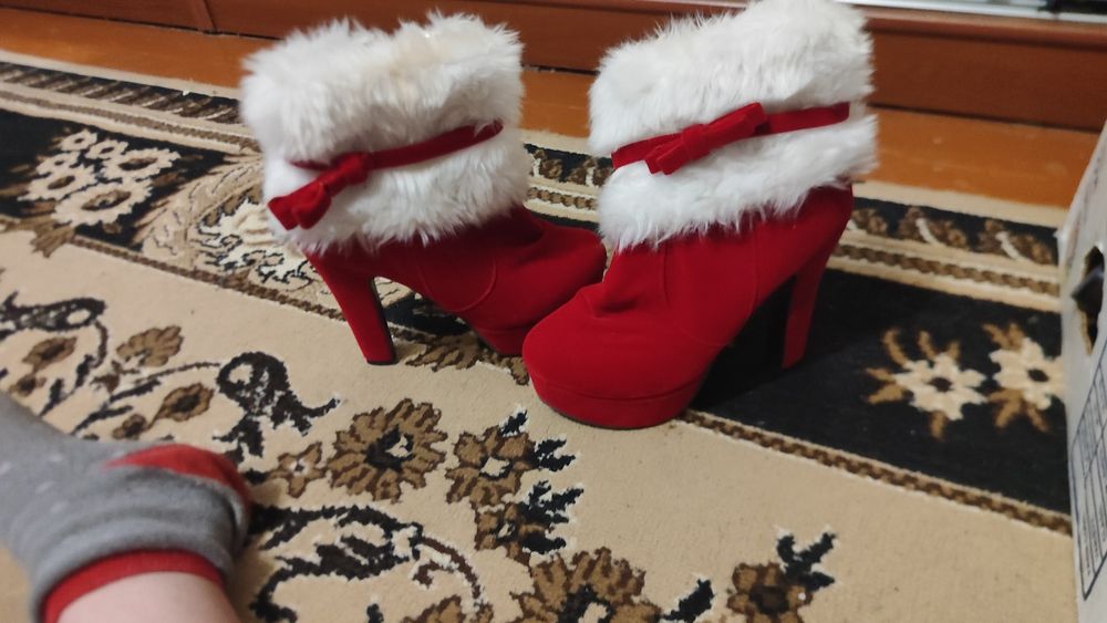 Різне взуття терміниво