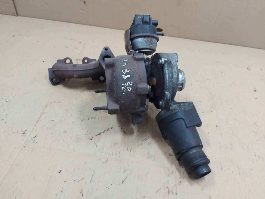 ) Audi A4 B8 turbina turbosprężarka 2.0 TDI