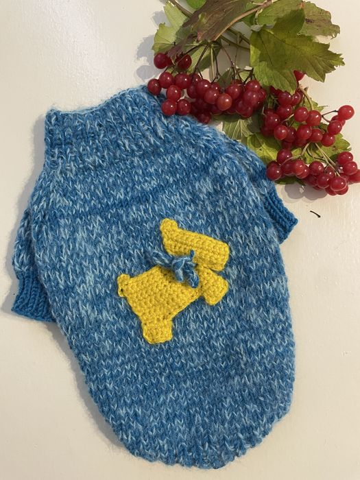 Теплий в’язаний светрик