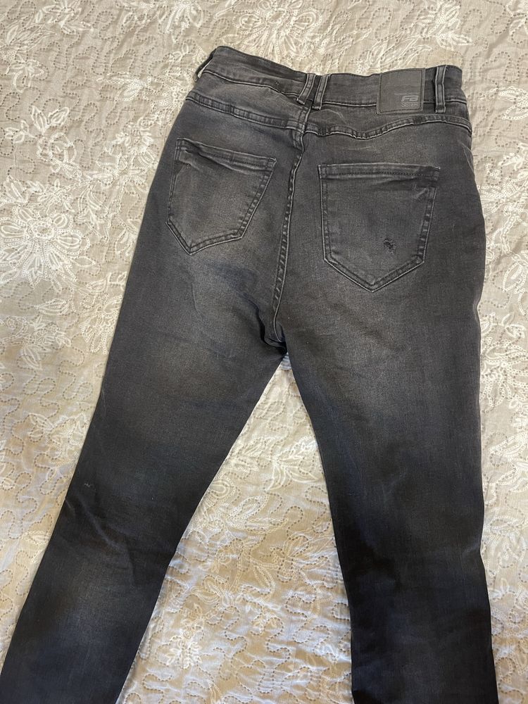 Чорні стрейчеві джинси 27 розмір м котон