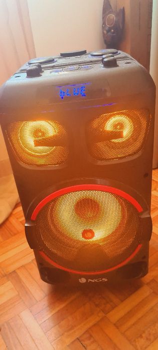 Coluna jbl  comprada na finac