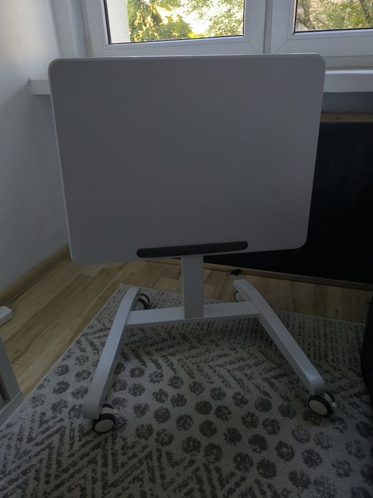 Biurko Mobilne Regulowane Składane Stolik  70x52cm Sense77