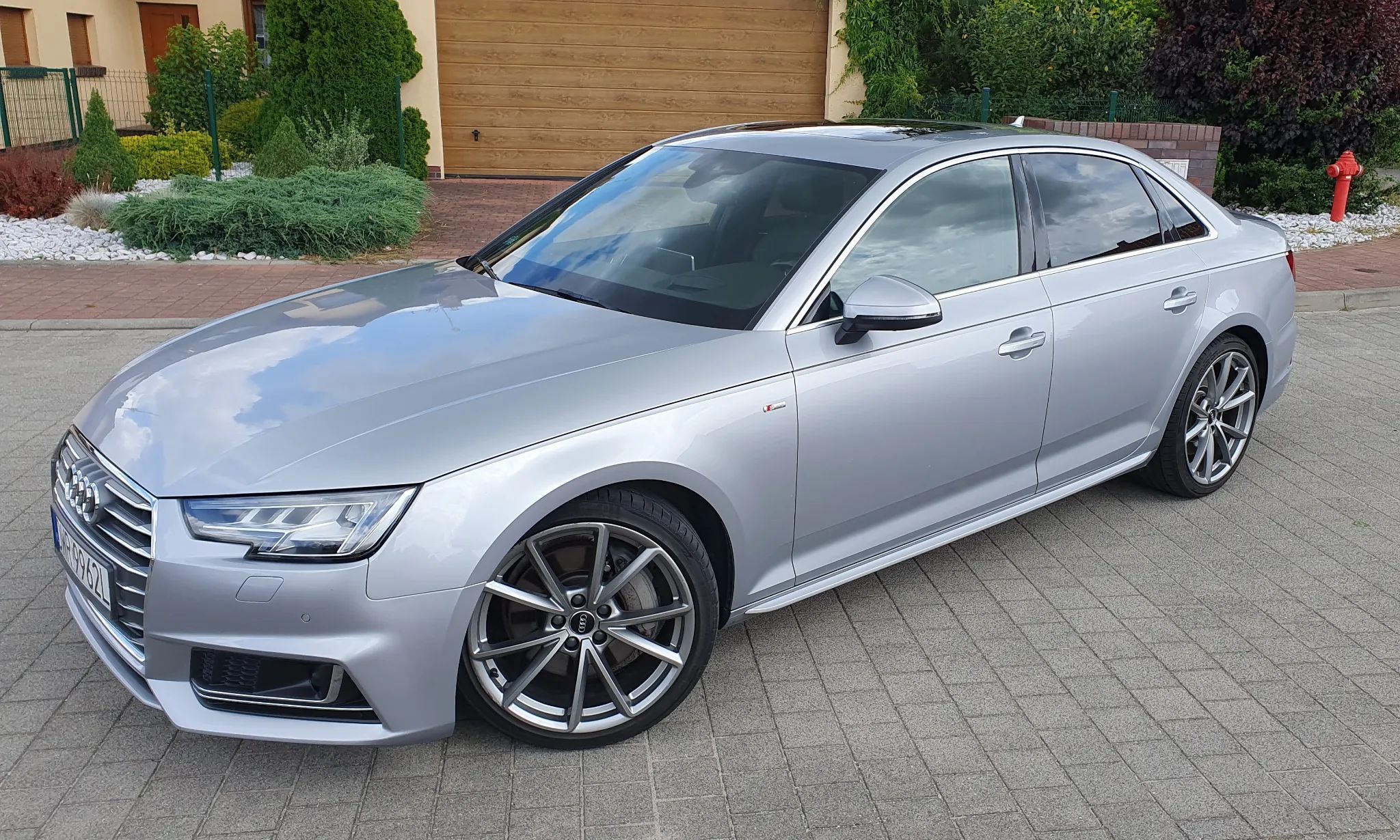 Audi A4 Quattro, HUD, Matrix, S-line, S-tronic