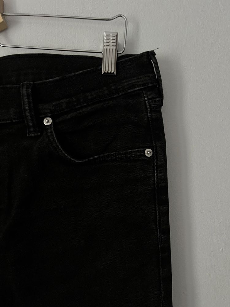 Czarne skinny jeans H&M roz. 34/32