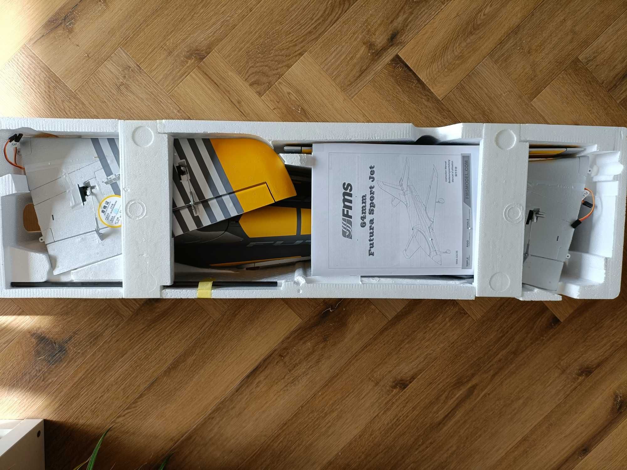 Samolot RC FMS Futura 64mm PNP, NOWY