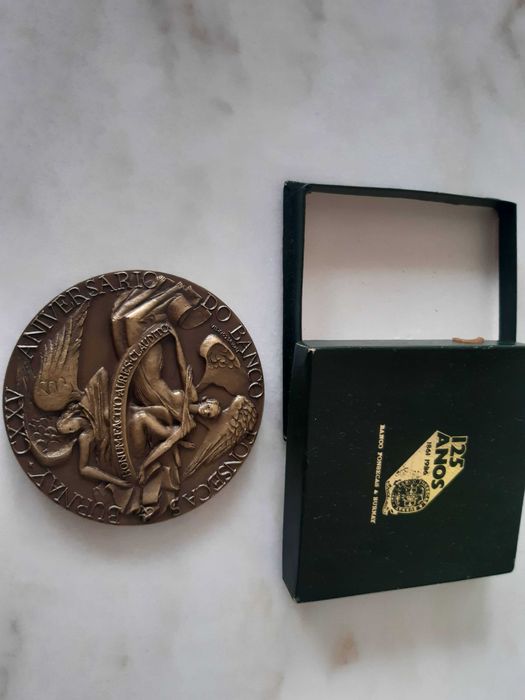 Medalha bronze Comemorativa dos 125 anos do Banco Fonsecas & Burnay